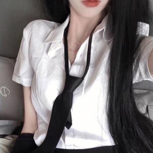 即兴卧底 海报