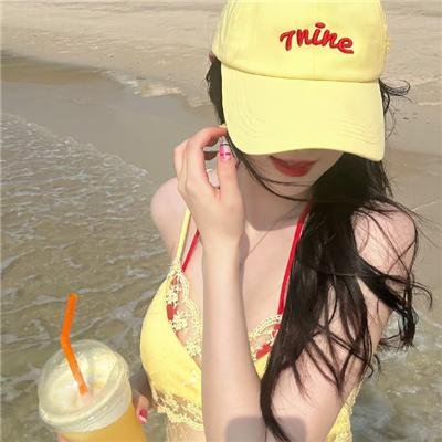 这个女配有点甜 海报